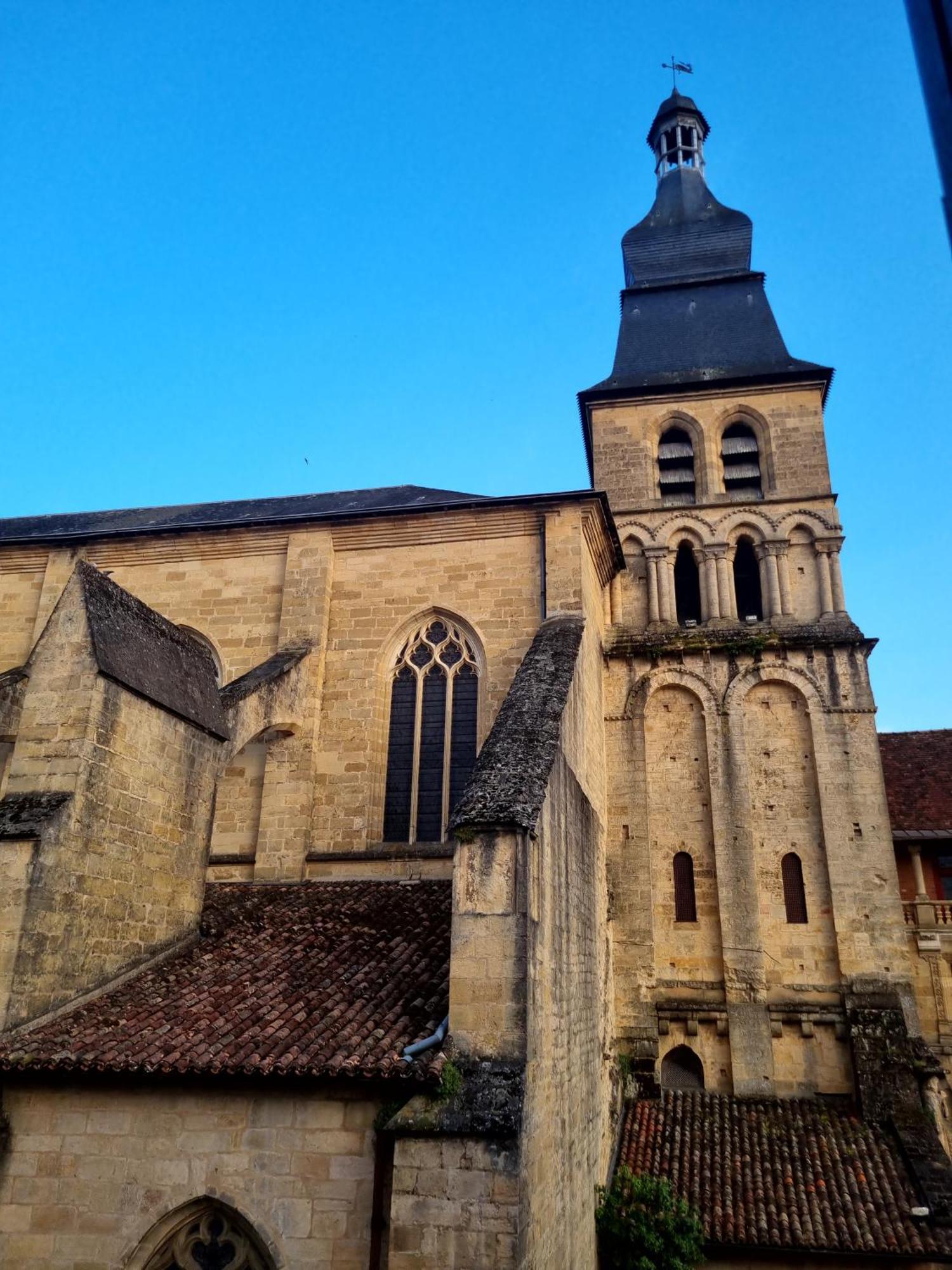 Appartement Avec Terrasse & Parking Sarlat Centre Exterior photo